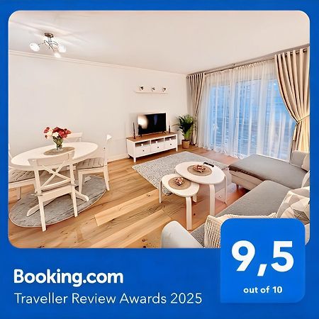 Apartamentos Prestige Suites Malaga III Buitenkant foto
