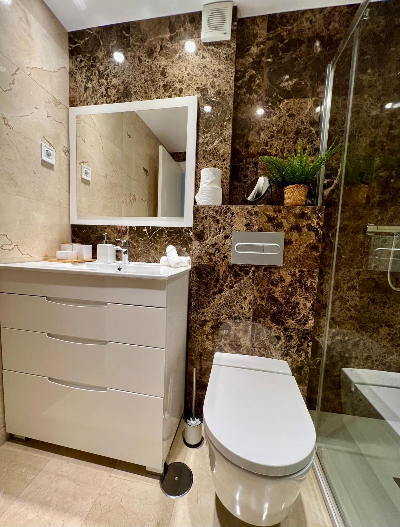 Apartamentos Prestige Suites Malaga III Buitenkant foto